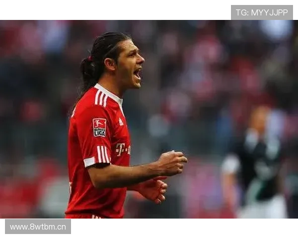 德米凯利斯荣膺西甲四月最佳教练